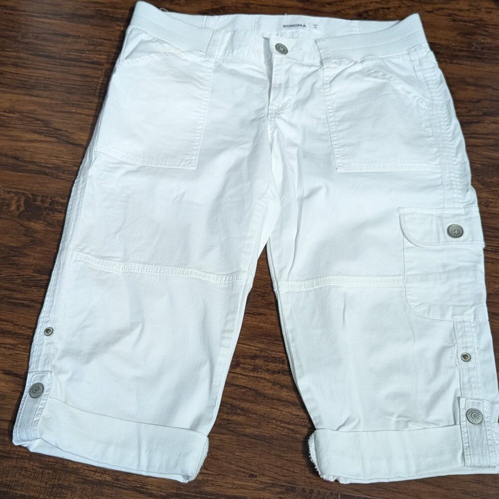 SONOMA White Capris Cargo Style Women’s Pants